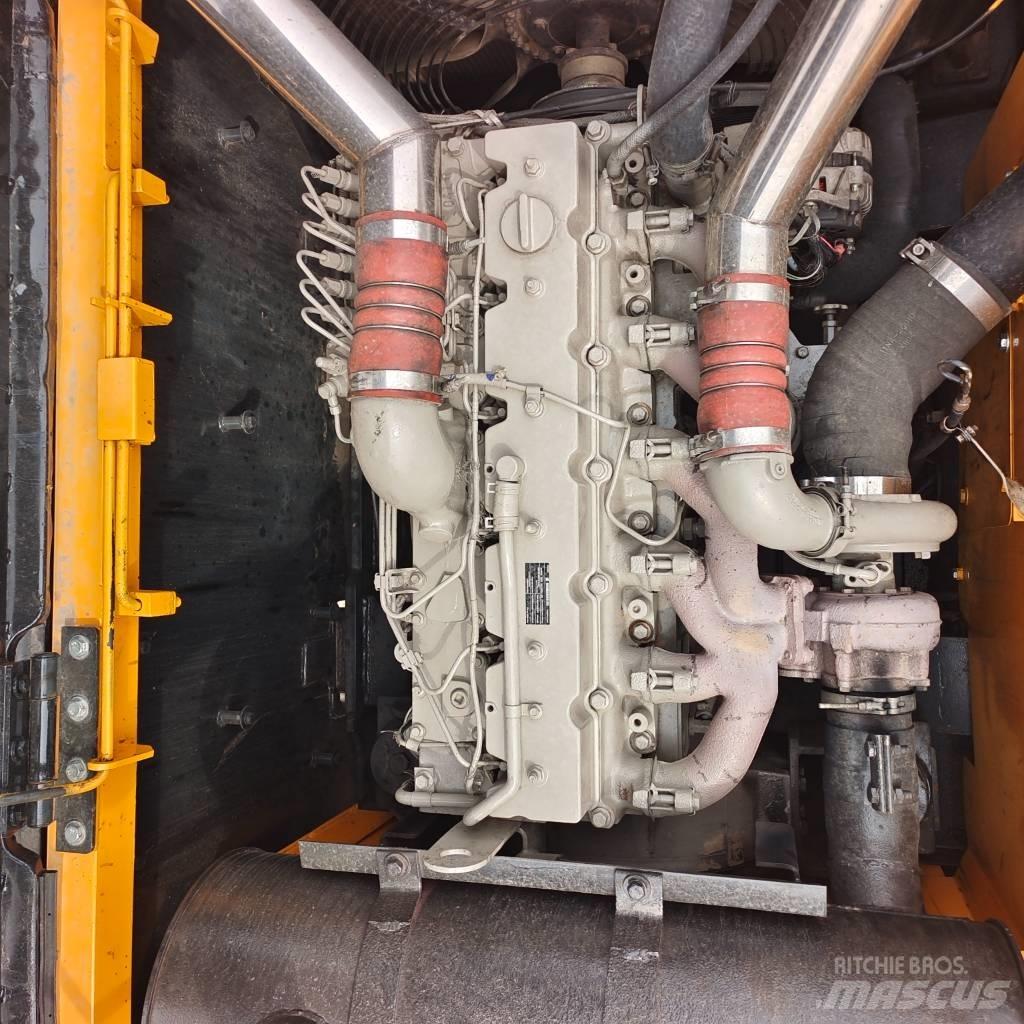 Hyundai 330LC-9T Εκσκαφείς με ερπύστριες
