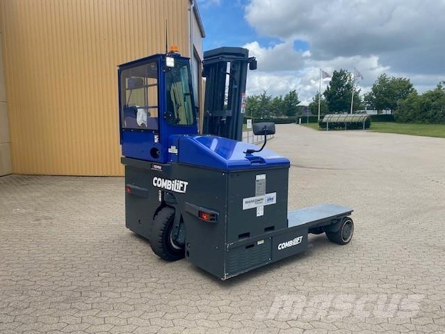 Combilift C4500E Ανυψωτικά στενών δρόμων 4 κατευθύνσεων