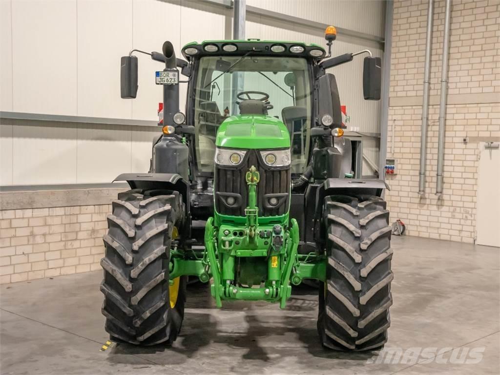 John Deere 6230R Τρακτέρ