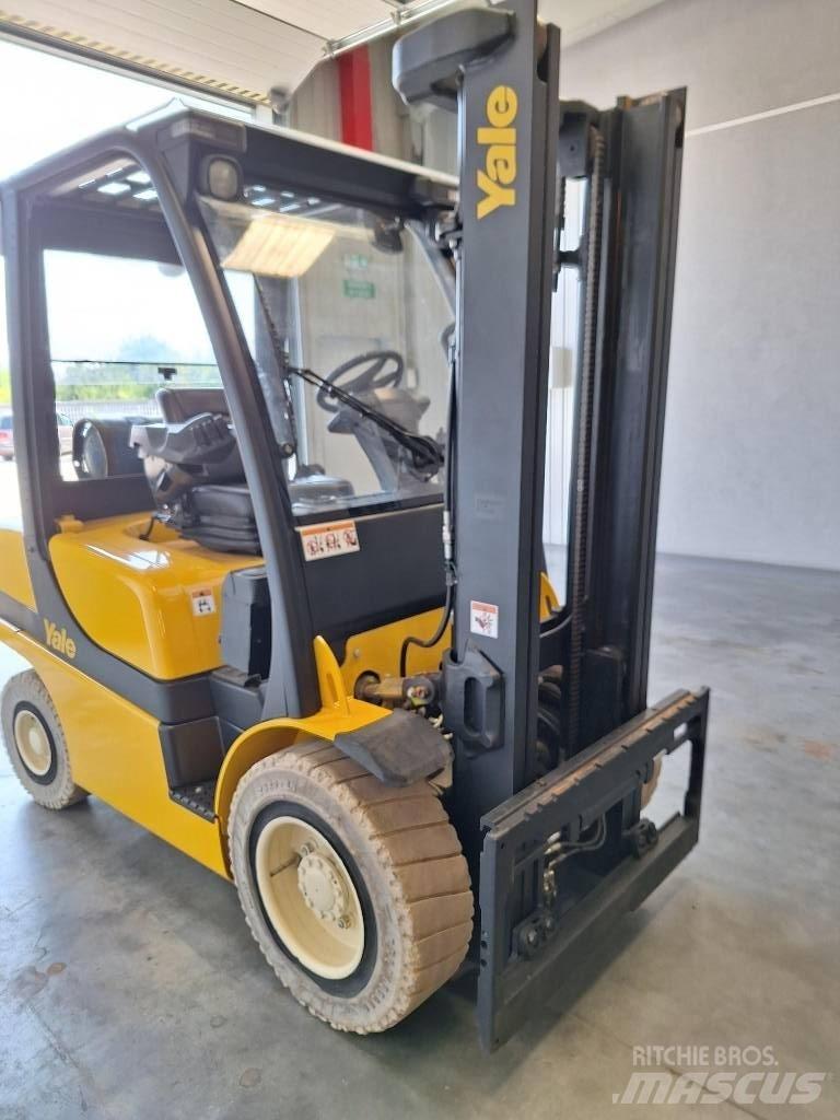 Yale GLP 30VX Περονοφόρα ανυψωτικά κλαρκ με φυσικό αέριο LPG