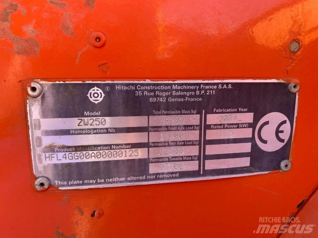 Hitachi ZW 250 Φορτωτές με λάστιχα (Τροχοφόροι)