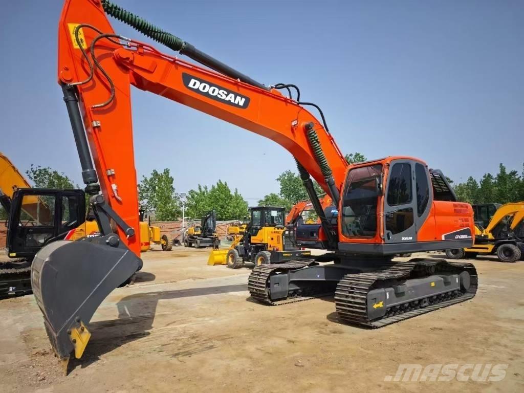 Doosan DX 225 LC Εκσκαφείς με ερπύστριες