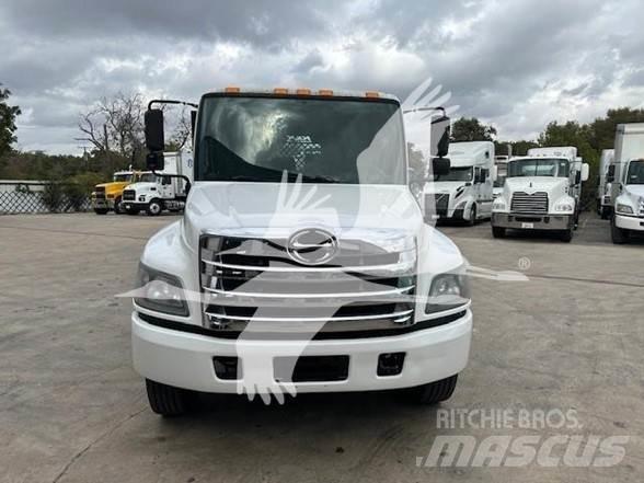 Hino 268 Φορτηγά Kαρότσα με ανοιγόμενα πλαϊνά