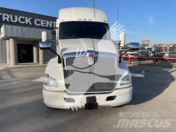 Kenworth T680 Τράκτορες