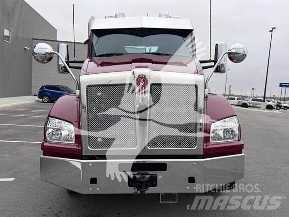 Kenworth T880 Τράκτορες