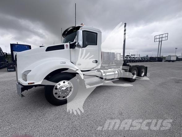 Kenworth T880 Τράκτορες