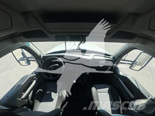 Kenworth T880 Τράκτορες