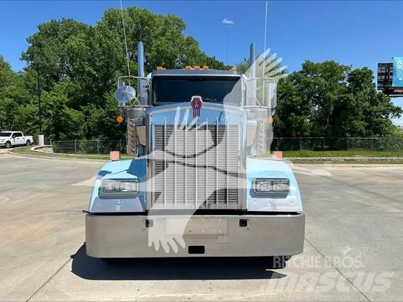Kenworth W900L Τράκτορες