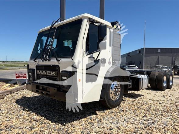 Mack LR64R Φορτηγά Σασί