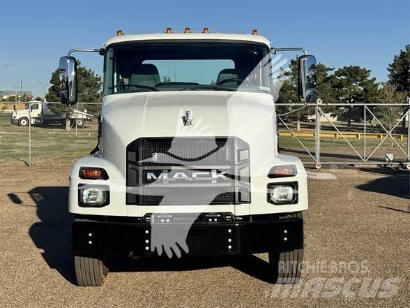 Mack MD6 Φορτηγά Σασί