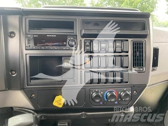 Mack MD6 Φορτηγά Kαρότσα με ανοιγόμενα πλαϊνά