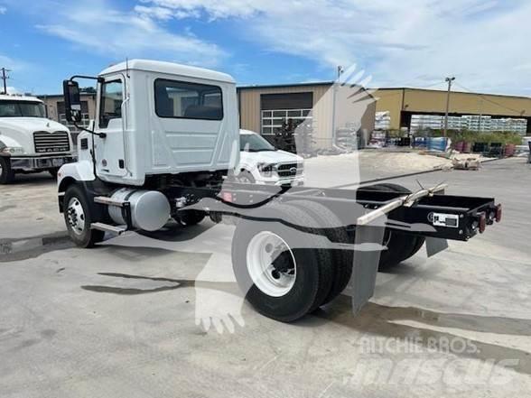 Mack MD6 Φορτηγά Σασί