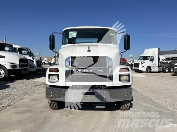 Mack MD6 Φορτηγά Σασί
