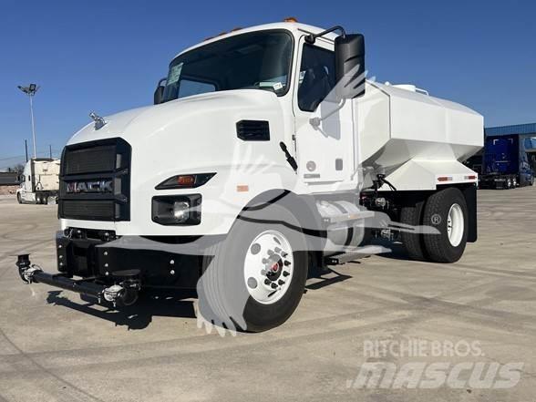 Mack MD6 Βυτιοφόρα φορτηγά