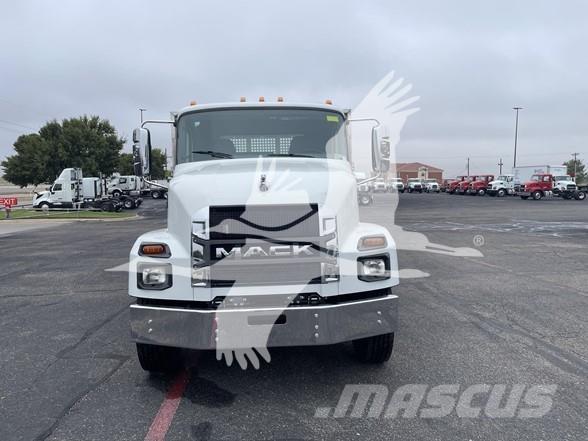 Mack MD6 Κατασκευές - Άλλα