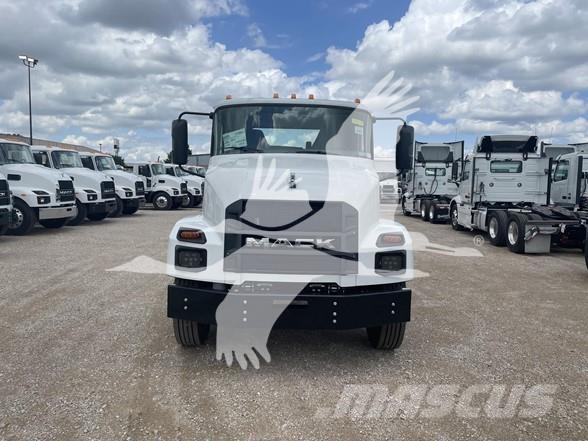 Mack MD6 Φορτηγά Σασί