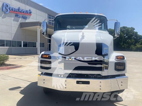 Mack MD6 Φορτηγά Σασί