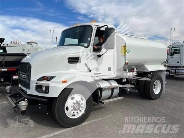 Mack MD7 Βυτιοφόρα φορτηγά