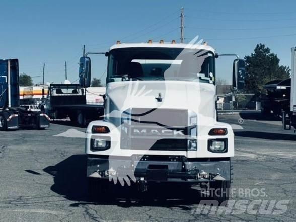 Mack MD7 Βυτιοφόρα φορτηγά