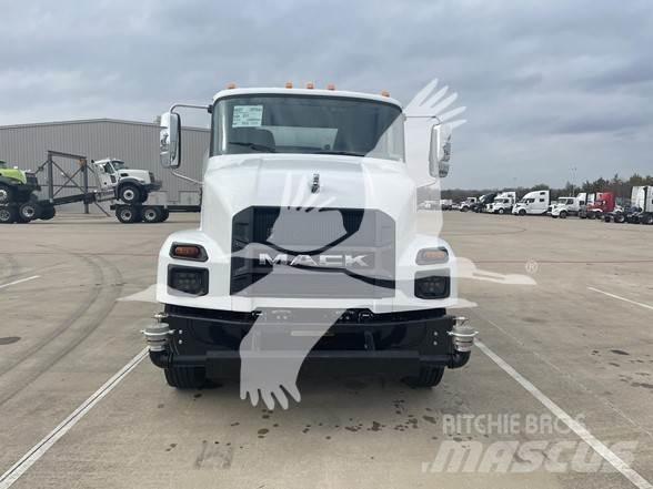 Mack MD7 Βυτιοφόρα φορτηγά