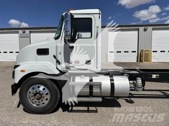 Mack MD7 Φορτηγά Σασί