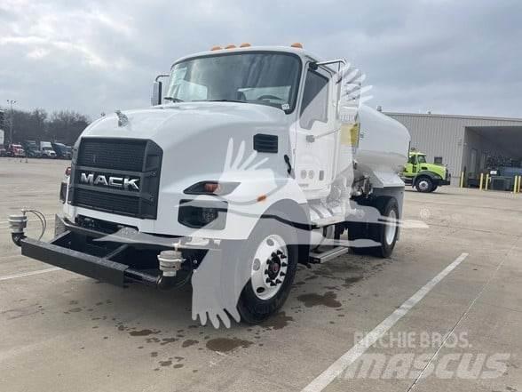 Mack MD7 Βυτιοφόρα φορτηγά