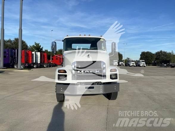 Mack MD7 Φορτηγά Σασί