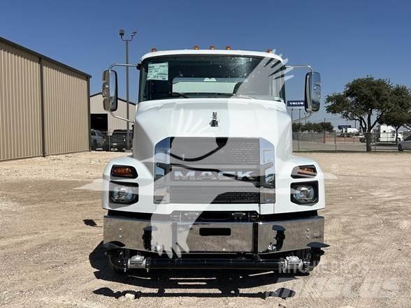 Mack MD7 Βυτιοφόρα φορτηγά