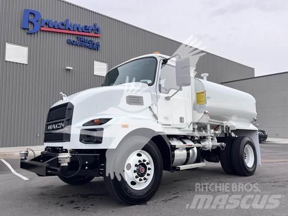 Mack MD7 Βυτιοφόρα φορτηγά