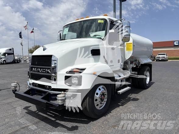 Mack MD7 Βυτιοφόρα φορτηγά