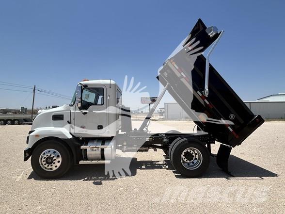 Mack MD7 Φορτηγά Ανατροπή