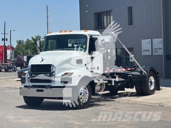 Mack MD7 Κατασκευές - Άλλα