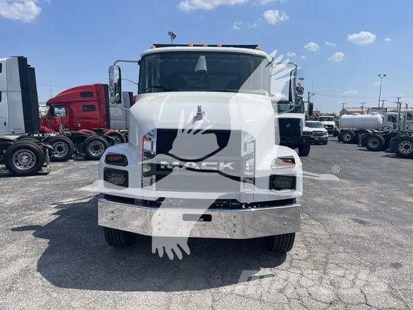 Mack MD7 Φορτηγά Ανατροπή