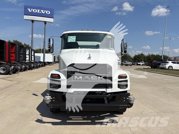 Mack MD7 Βυτιοφόρα φορτηγά