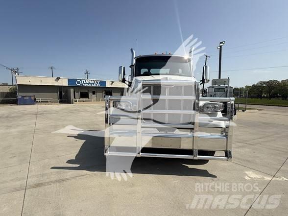 Peterbilt 567 Τράκτορες