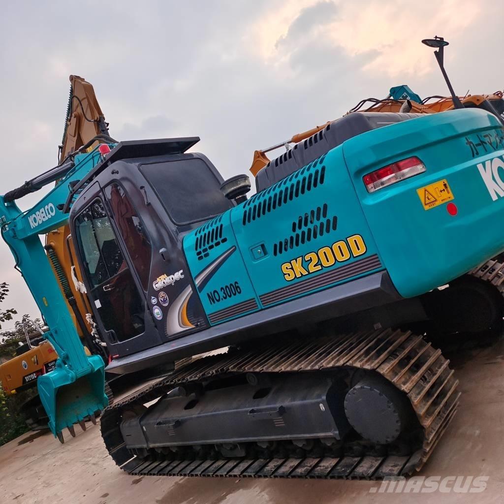 Kobelco SK 200 Εκσκαφείς με ερπύστριες