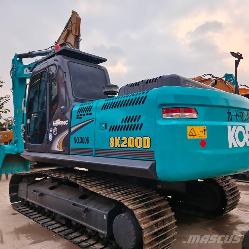 Kobelco SK 200 Εκσκαφείς με ερπύστριες