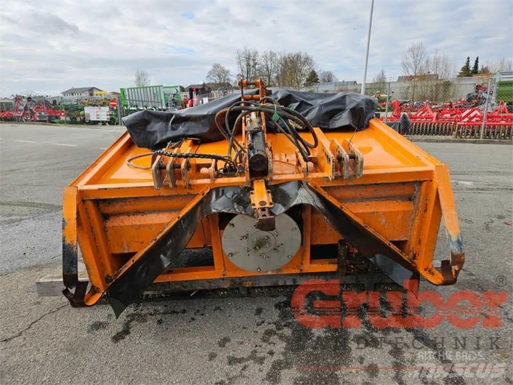 Hydrac T 1.700 R Άλλα μηχανήματα φροντίδας εδάφους