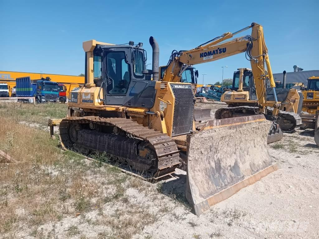 Komatsu D 61 EX-15 Μπουλντόζες με ερπύστριες