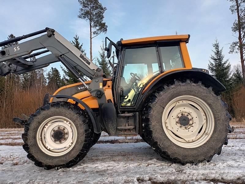 Valtra N 141 Hitech Τρακτέρ