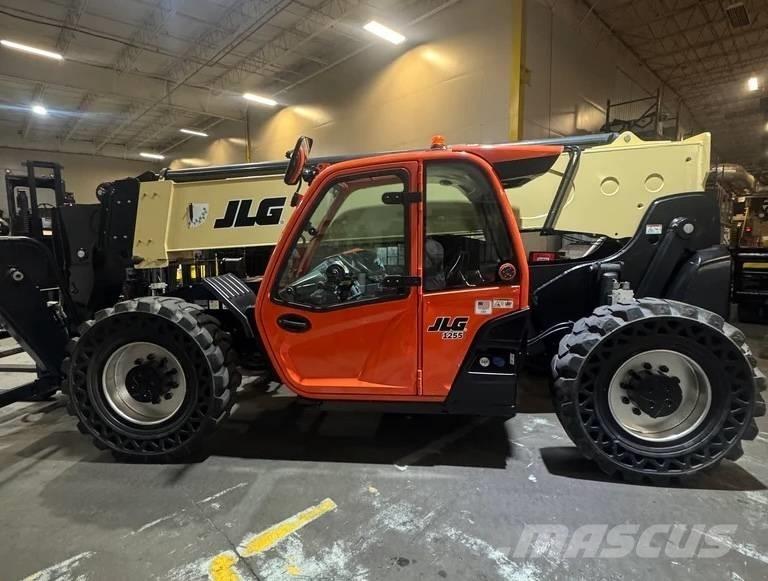 JLG 1255 Τηλεσκοπικοί ανυψωτές