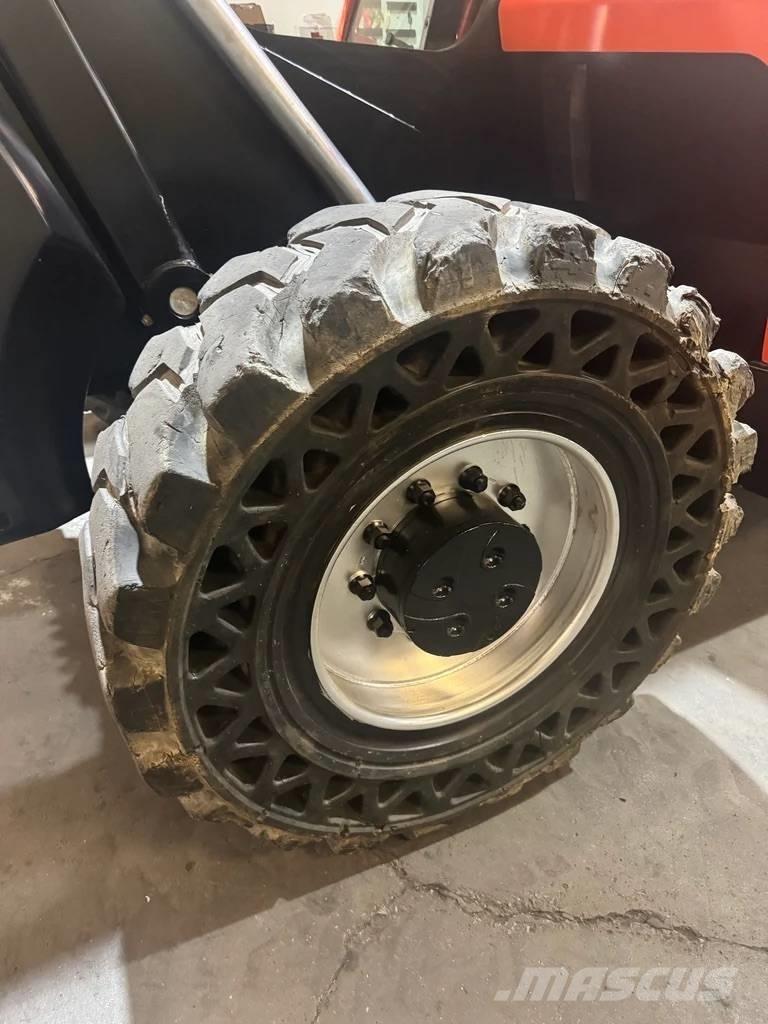 JLG 1255 Τηλεσκοπικοί ανυψωτές
