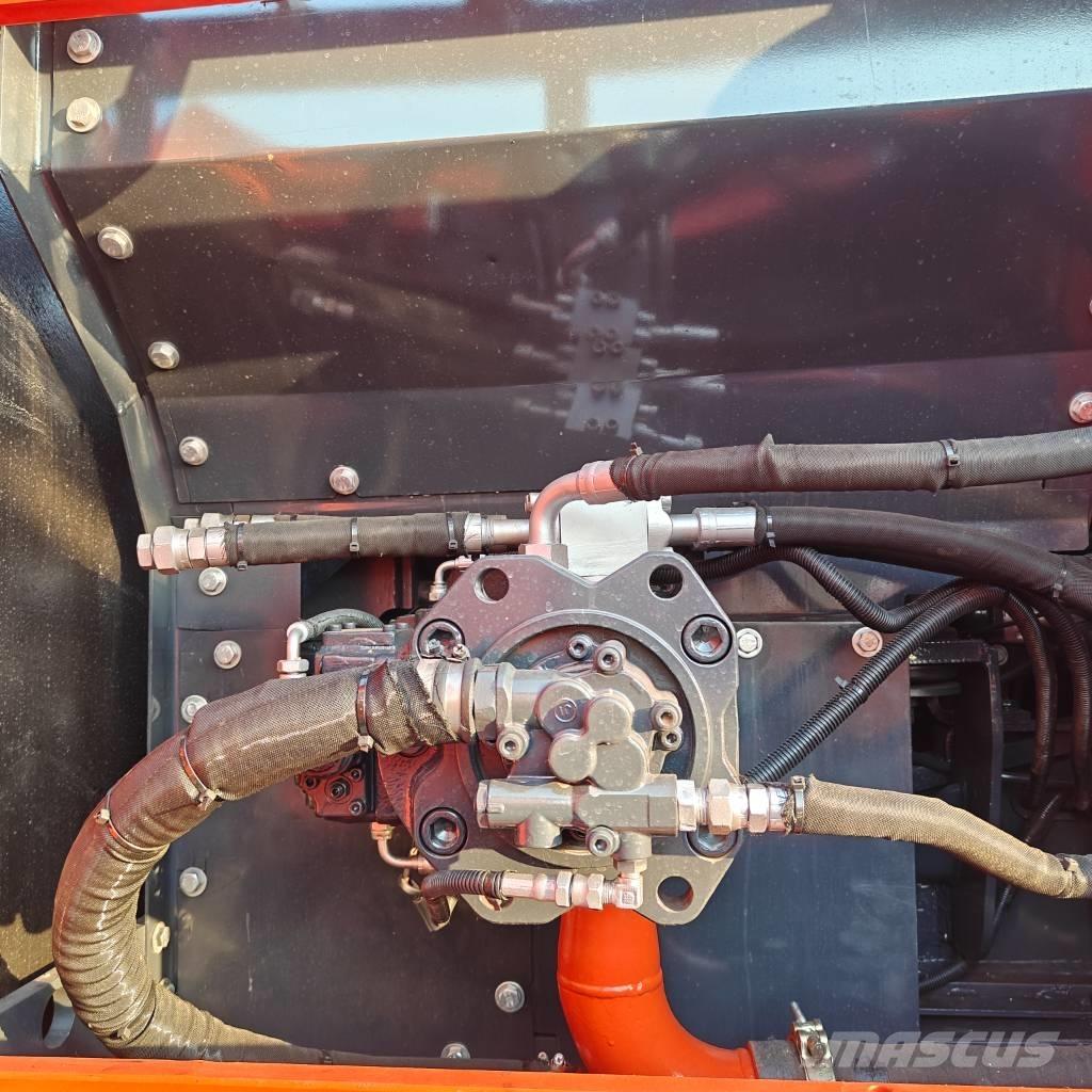 Doosan DX225LC-9C Εκσκαφείς με ερπύστριες
