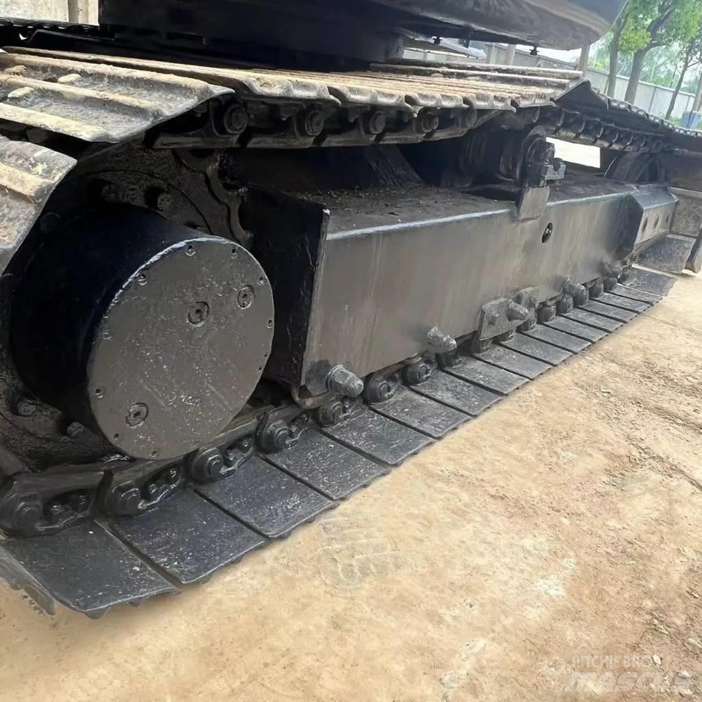 Doosan DX60 Εκσκαφείς με ερπύστριες