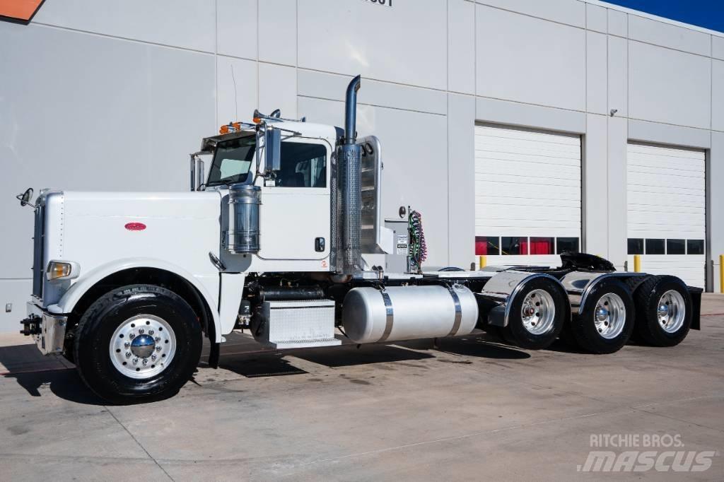 Peterbilt 388 Τράκτορες