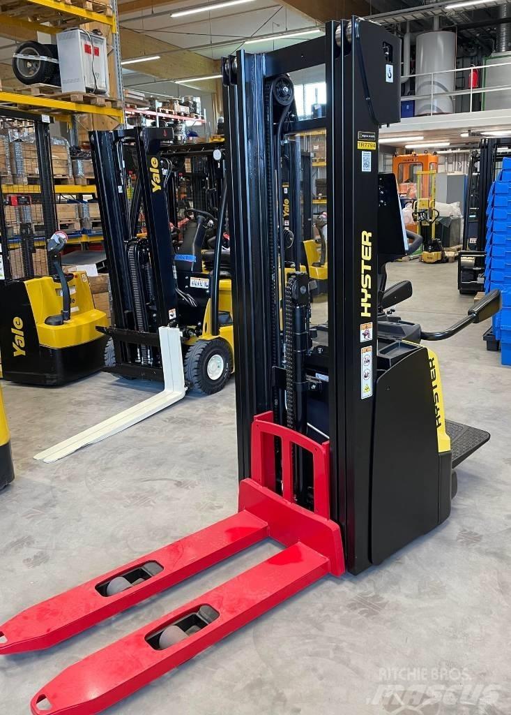Hyster S1.2S Ηλεκτρικά παλετοφόρα με ιστό