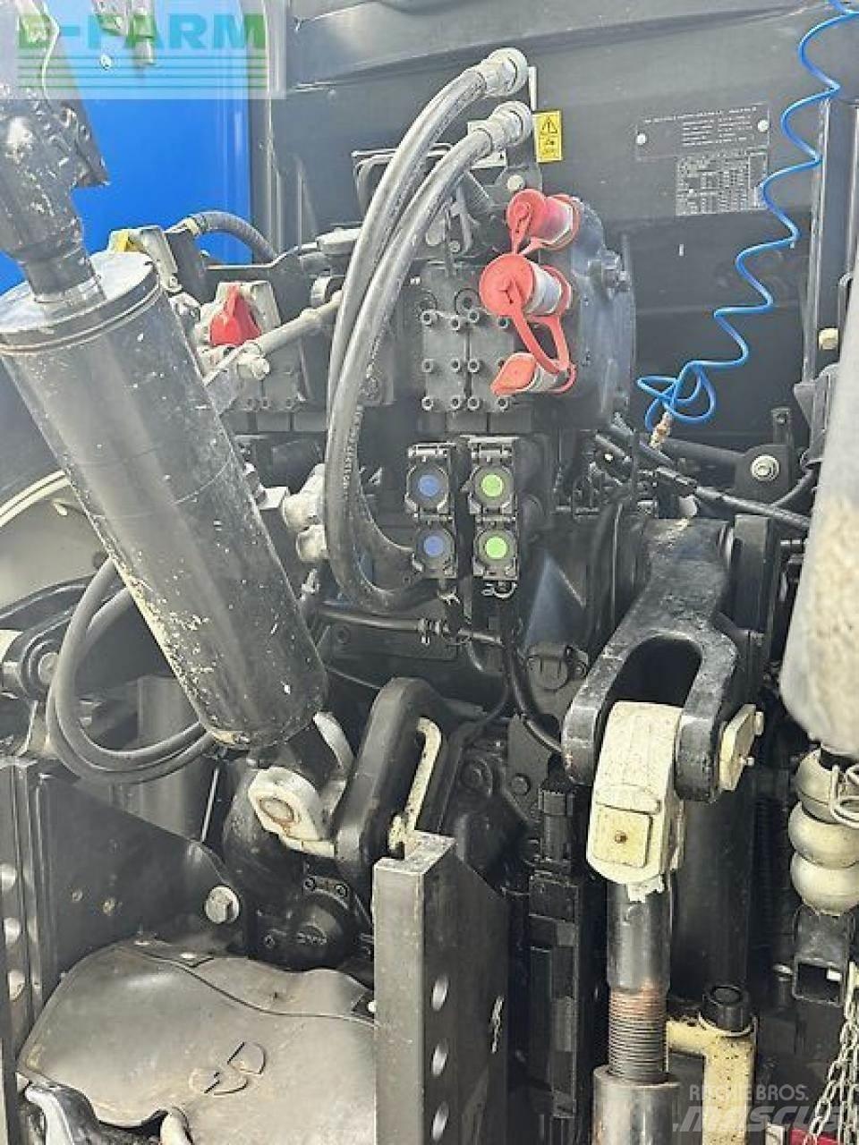 New Holland t7.315 Τρακτέρ