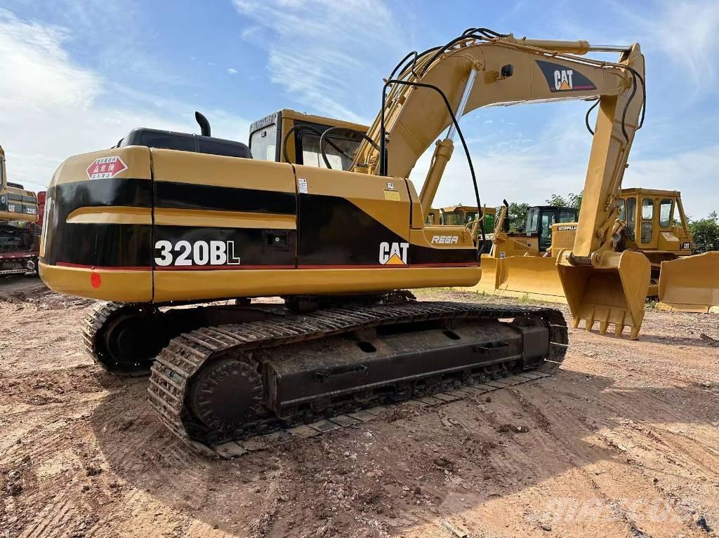 CAT 320 B Εκσκαφείς με ερπύστριες