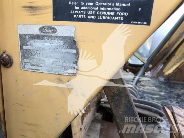 Ford 555B Εκσκαφείς Φορτωτές τύπου JCB
