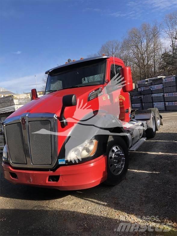 Kenworth T680 Τράκτορες